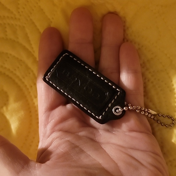 Coach hang tags - Picture 7 of 7